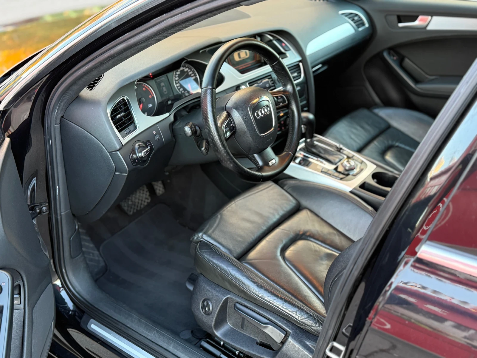 Audi A4 S-Line* ПОДГРЕВ* АВТОПИЛОТ* ПАРКТРОНИК* АВТОМАТ - изображение 10 | Auto.bg Audi A4 S-Line* ПОДГРЕВ* АВТОПИЛОТ* ПАРКТРОНИК* АВТОМАТ - изображение 10