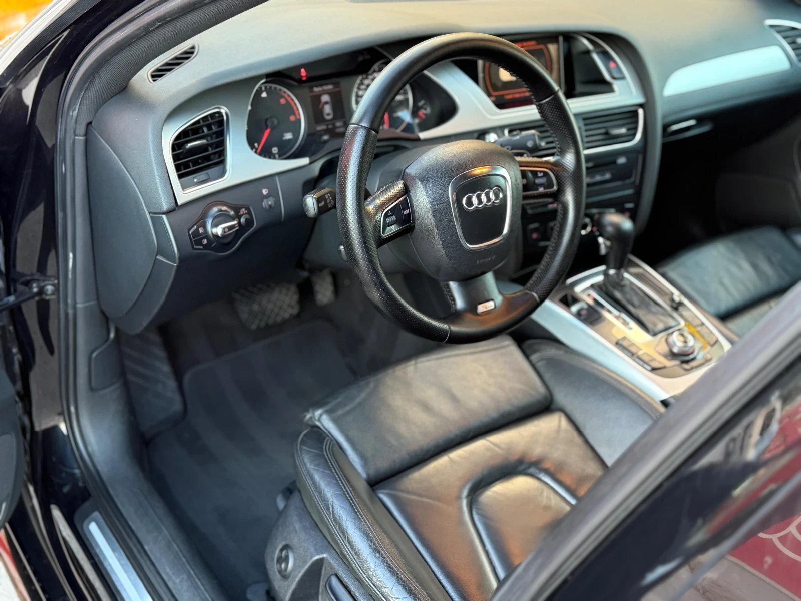 Audi A4 S-Line* ПОДГРЕВ* АВТОПИЛОТ* ПАРКТРОНИК* АВТОМАТ - изображение 9 | Auto.bg Audi A4 S-Line* ПОДГРЕВ* АВТОПИЛОТ* ПАРКТРОНИК* АВТОМАТ - изображение 9