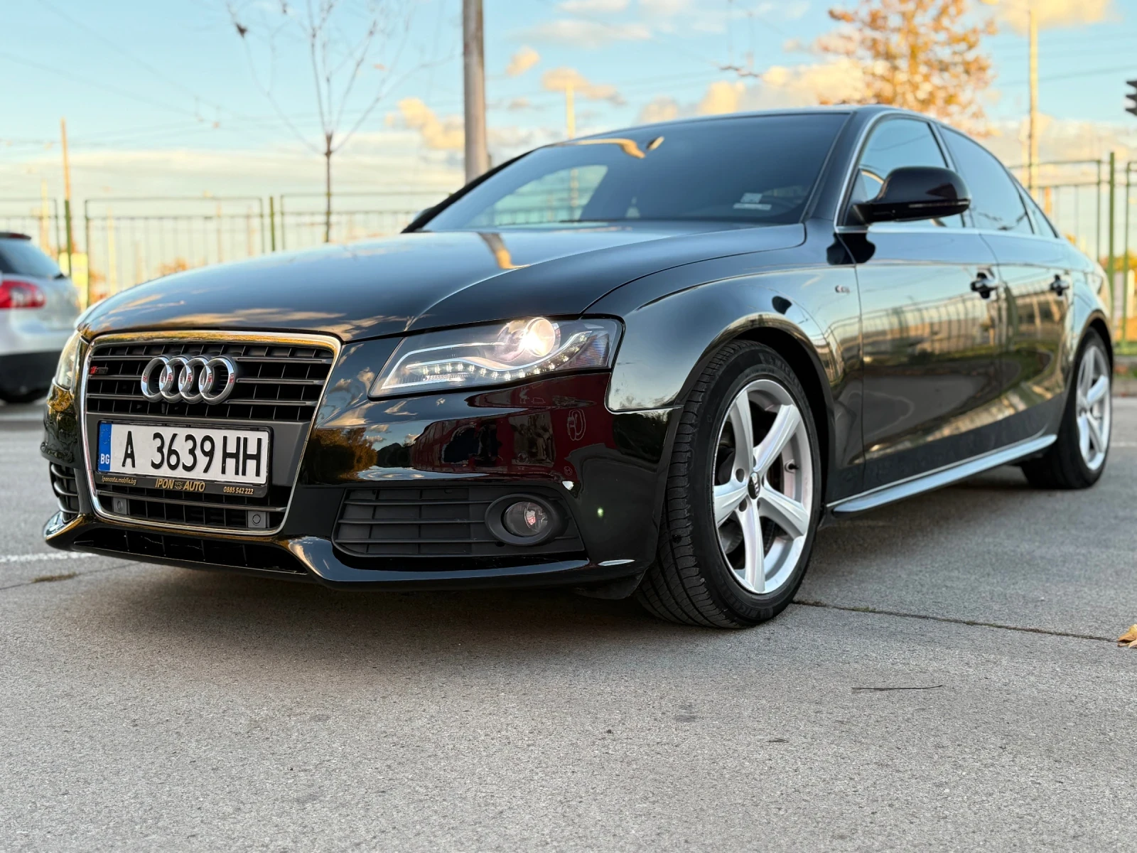 Audi A4 S-Line* ПОДГРЕВ* АВТОПИЛОТ* ПАРКТРОНИК* АВТОМАТ - изображение 5 | Auto.bg Audi A4 S-Line* ПОДГРЕВ* АВТОПИЛОТ* ПАРКТРОНИК* АВТОМАТ - изображение 5