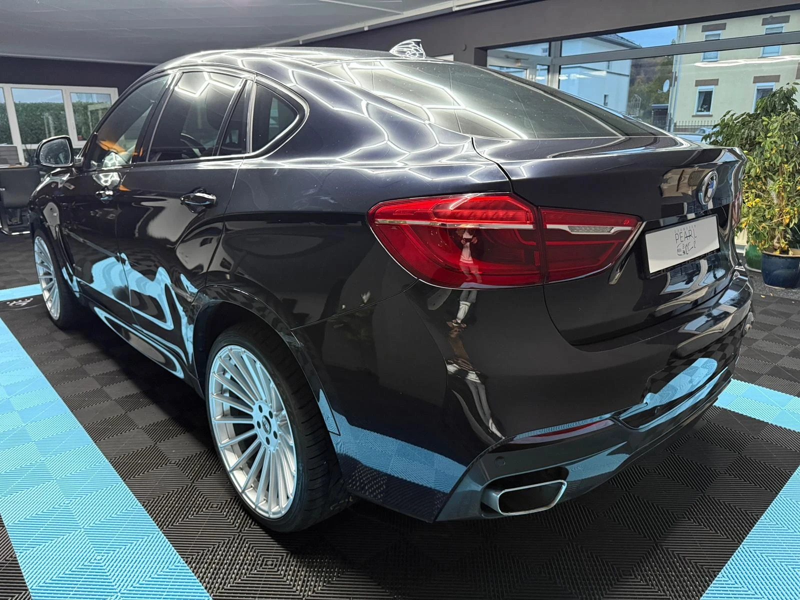 BMW X6 4.0d xDrive M-Sport Azurite Black Digital 87000km - изображение 5 | Auto.bg BMW X6 4.0d xDrive M-Sport Azurite Black Digital 87000km - изображение 5