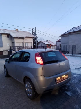 Fiat Punto Grande Punto 1.4 8V - 1380 € / 2699.05 лв. - 13393153 5 | Car24.bg Fiat Punto Grande Punto 1.4 8V - 1380 € / 2699.05 лв. - 13393153 5