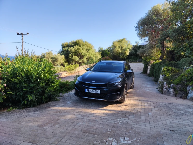 Kia XCeed - 13000 € / 25425.79 лв. - 21799533 1 | Car24.bg Kia XCeed - 13000 € / 25425.79 лв. - 21799533 1