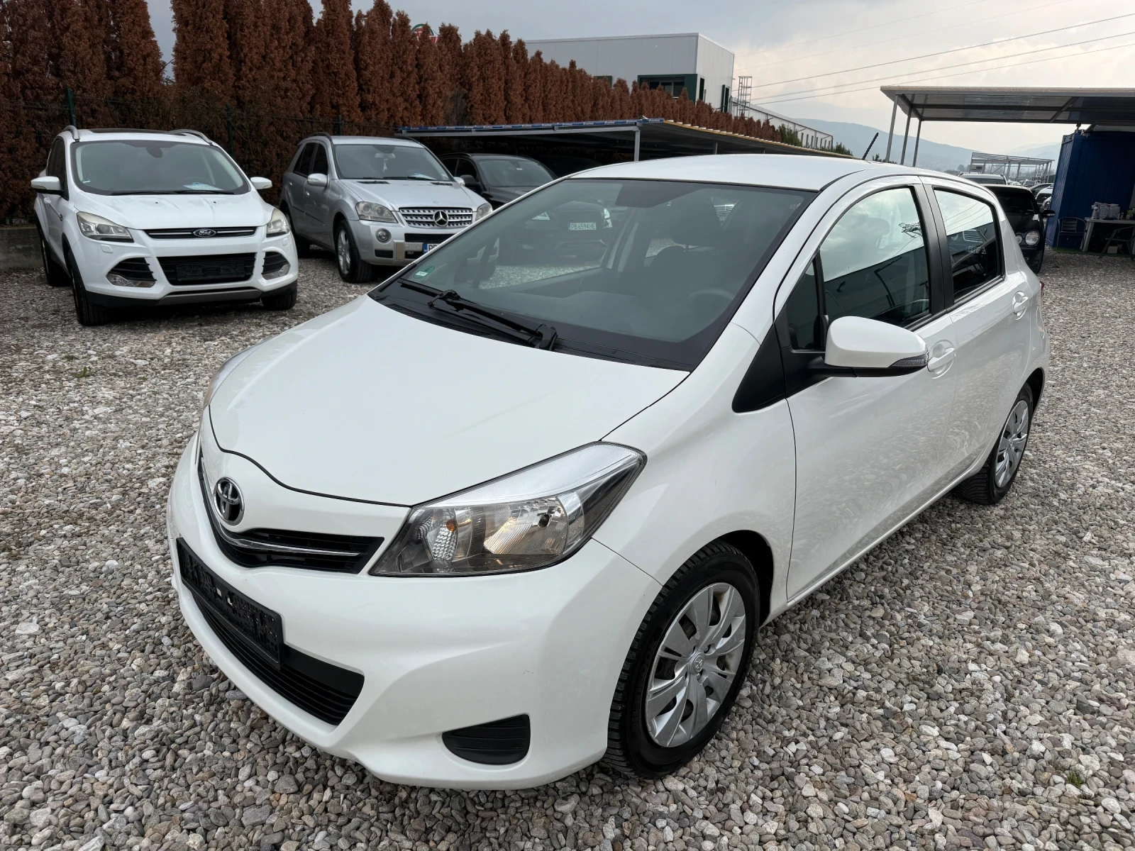 Toyota Yaris 1.3 i | Auto.bg — изображение 1 Toyota Yaris 1.3 i | Auto.bg — изображение 1