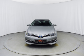 Toyota Auris 1.8i Hybrid 57000Km. | Mobile.bg   7