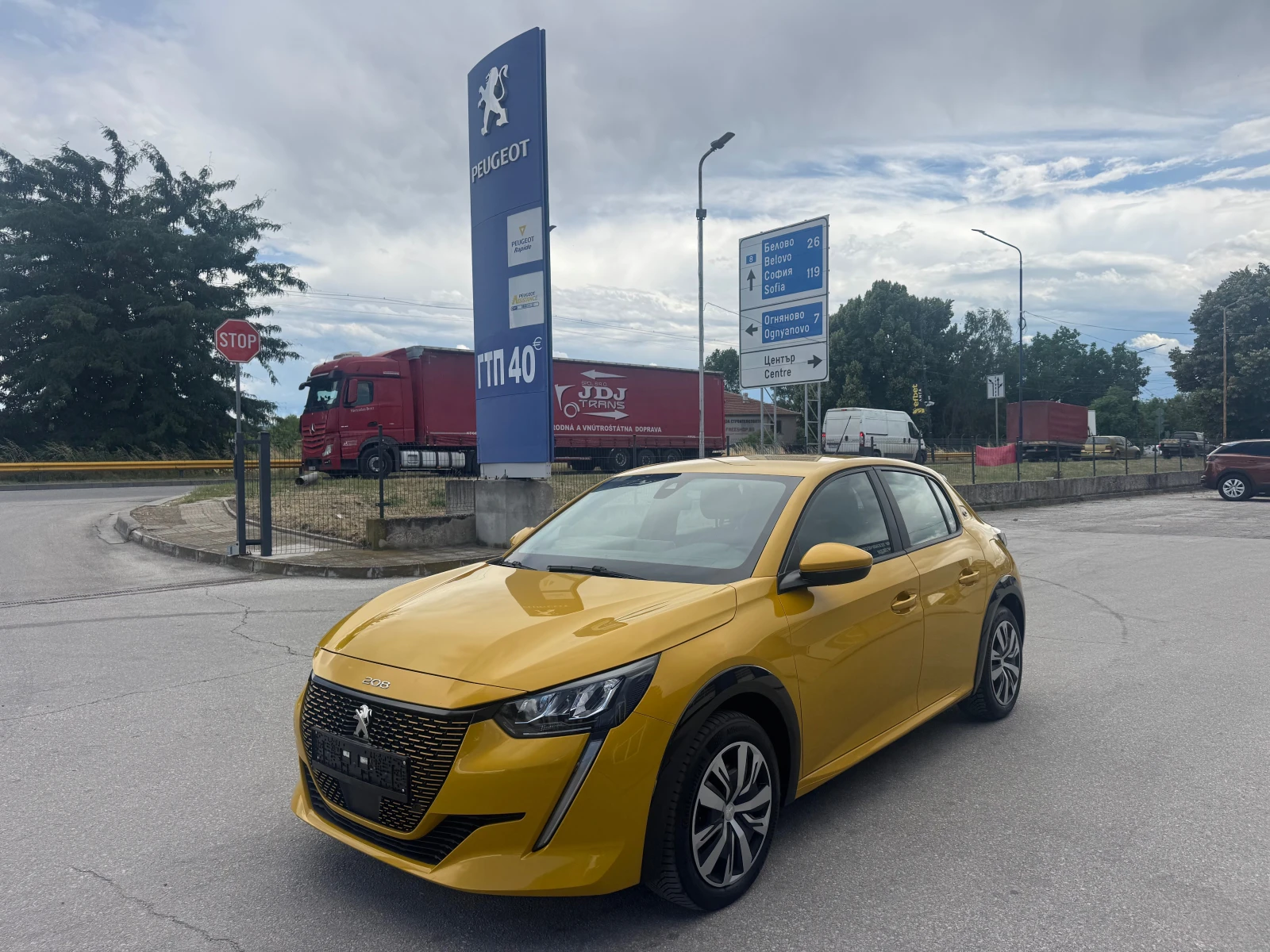 Peugeot 208 undefined | Auto.bg — изображение 1 Peugeot 208 undefined | Auto.bg — изображение 1