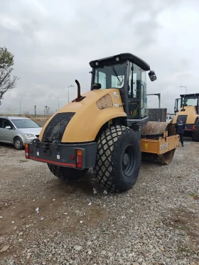 Валяк Друга марка Case 1110 EX-D 12 000кг., 2020 г. | Auto.bg — изображение 6 Валяк Друга марка Case 1110 EX-D 12 000кг., 2020 г. | Auto.bg — изображение 6