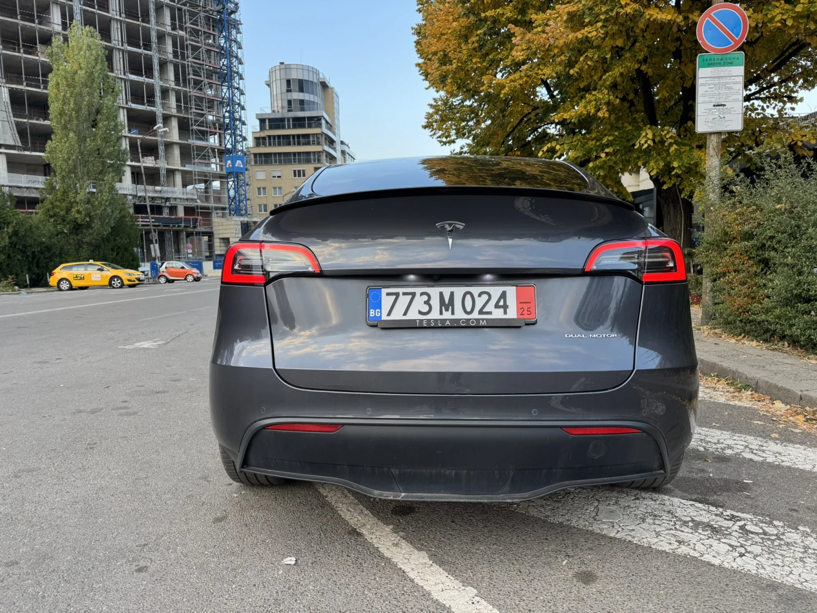 Tesla Model Y Long Range Dual Motor - изображение 7 | Auto.bg Tesla Model Y Long Range Dual Motor - изображение 7