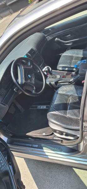 BMW 523 - 6250 € / 12223.94 лв. - 25325677 12 | Car24.bg BMW 523 - 6250 € / 12223.94 лв. - 25325677 12