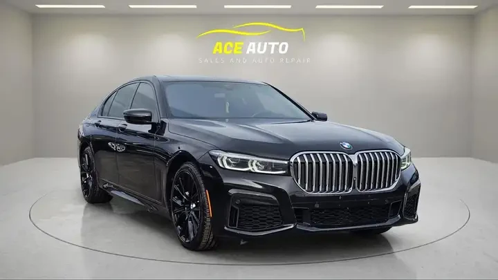 BMW 750 XDRIVE/360 VIEW/МАСАЖИ/ПОДГРЕВ/ПАНОРАМА - изображение 2 | Auto.bg BMW 750 XDRIVE/360 VIEW/МАСАЖИ/ПОДГРЕВ/ПАНОРАМА - изображение 2