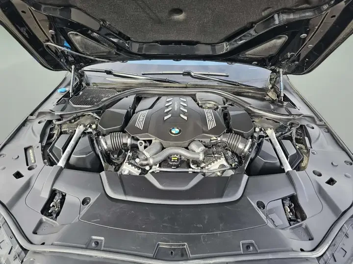 BMW 750 XDRIVE/360 VIEW/МАСАЖИ/ПОДГРЕВ/ПАНОРАМА - изображение 4 | Auto.bg BMW 750 XDRIVE/360 VIEW/МАСАЖИ/ПОДГРЕВ/ПАНОРАМА - изображение 4