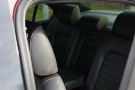 VW Jetta GLI(GTI)2.0TSI DSG/FACE/ЛЮК/КАМЕРА/ОБСЛУЖЕН/ТОП | Auto.bg — изображение 13 VW Jetta GLI(GTI)2.0TSI DSG/FACE/ЛЮК/КАМЕРА/ОБСЛУЖЕН/ТОП | Auto.bg — изображение 13