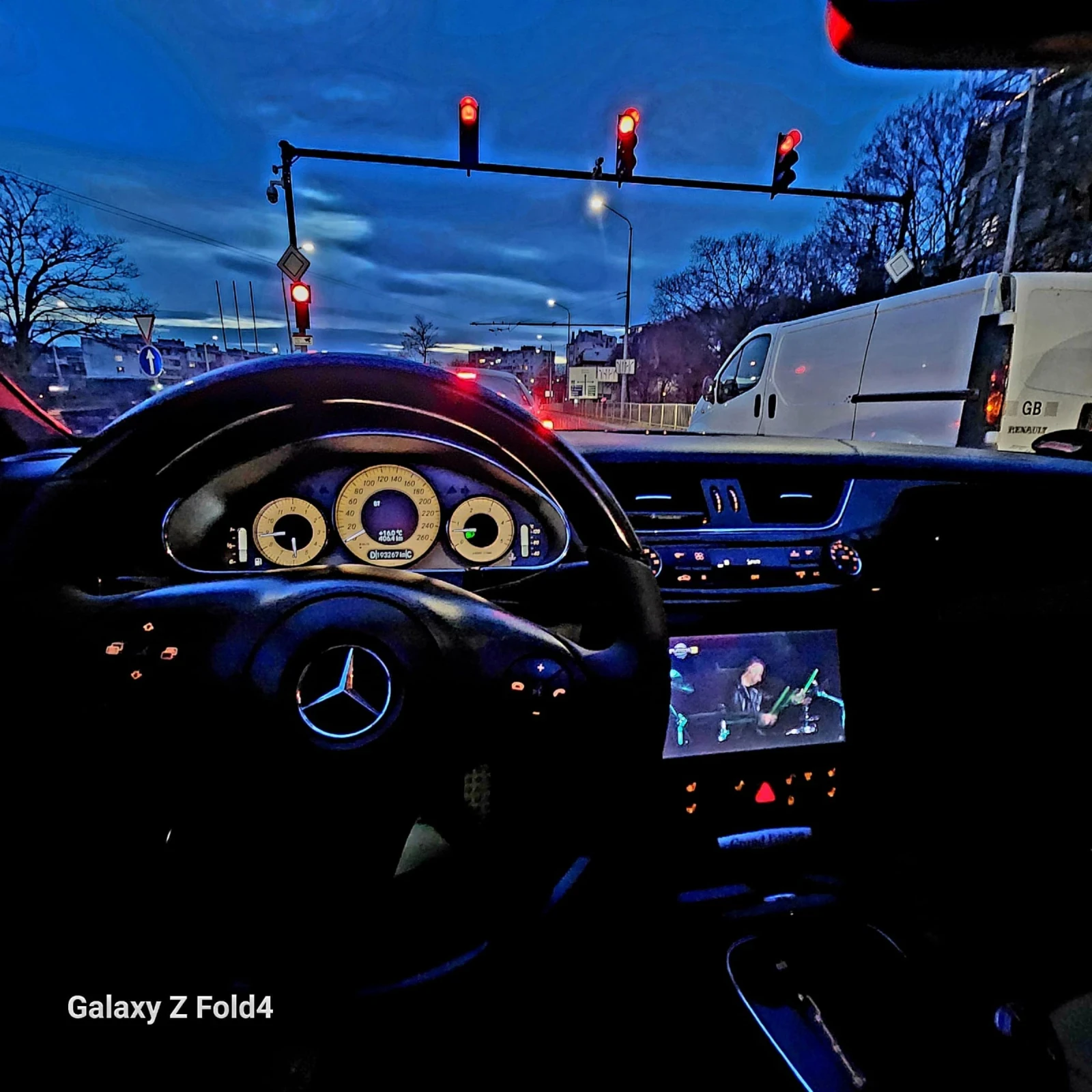 Mercedes-Benz CLS 350 GRAND EDITION  - изображение 9 | Auto.bg Mercedes-Benz CLS 350 GRAND EDITION  - изображение 9