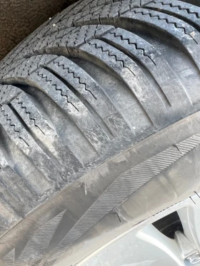 Honda Cr-v 4x4 Automatic ! Газ/Бензин ! НОВИ зимни гуми ! - 14600 € / 28555.12 лв. - 30656845 3 | Car24.bg Honda Cr-v 4x4 Automatic ! Газ/Бензин ! НОВИ зимни гуми ! - 14600 € / 28555.12 лв. - 30656845 3