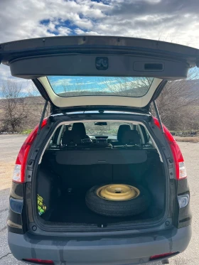 Honda Cr-v 4x4 Automatic ! Газ/Бензин ! НОВИ зимни гуми ! - 14600 € / 28555.12 лв. - 30656845 9 | Car24.bg Honda Cr-v 4x4 Automatic ! Газ/Бензин ! НОВИ зимни гуми ! - 14600 € / 28555.12 лв. - 30656845 9