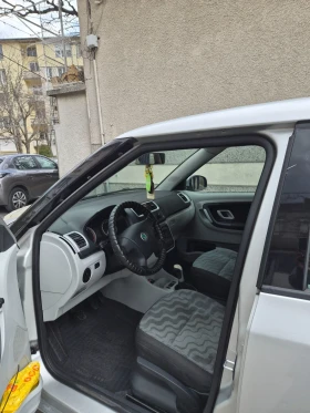 Skoda Fabia - 2300 € - 44251086 5 | Car24.bg Skoda Fabia - 2300 € - 44251086 5