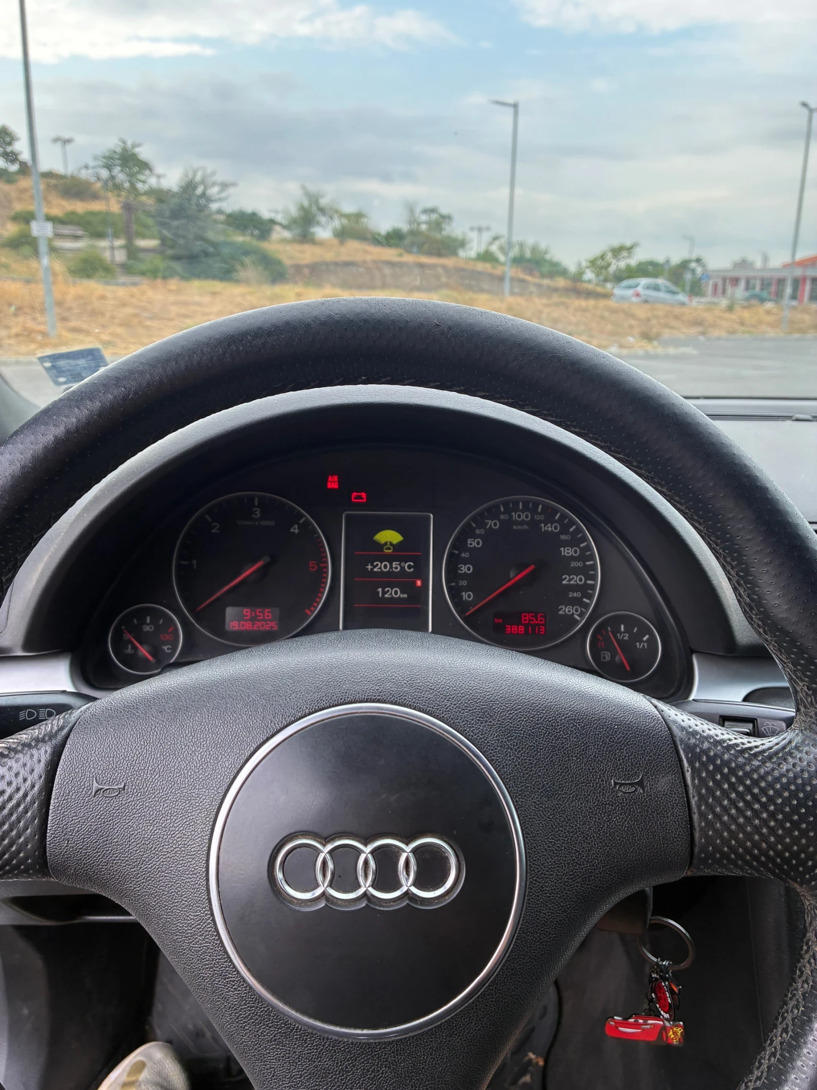 Audi A4  - изображение 7 | Auto.bg Audi A4  - изображение 7