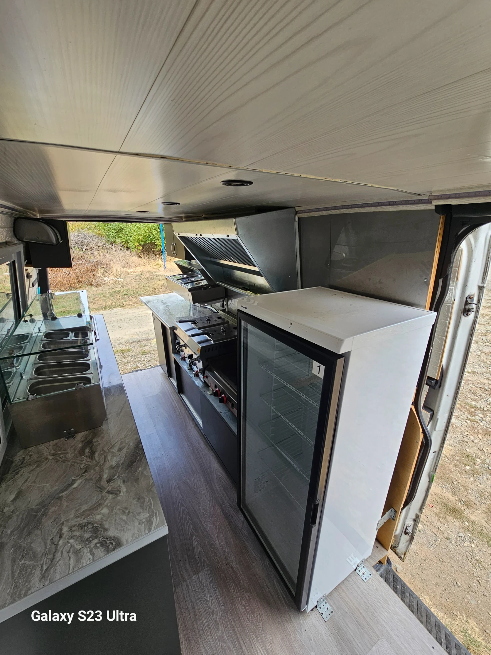 Mercedes-Benz Sprinter 313 МОБИЛНА СКАРА - изображение 9 | Auto.bg Mercedes-Benz Sprinter 313 МОБИЛНА СКАРА - изображение 9