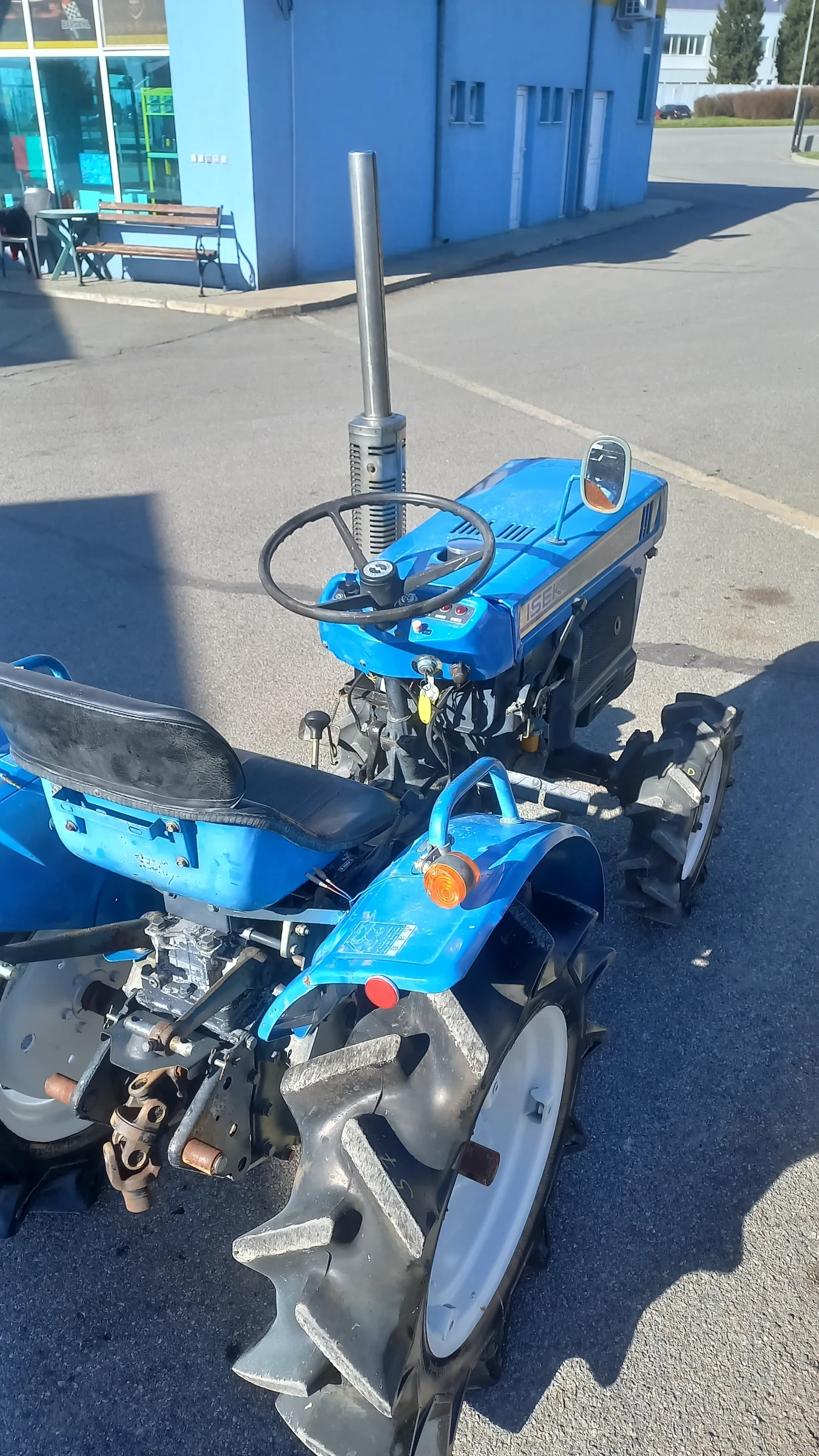 Трактор ISEKI TX1510 - изображение 3 | Auto.bg Трактор ISEKI TX1510 - изображение 3