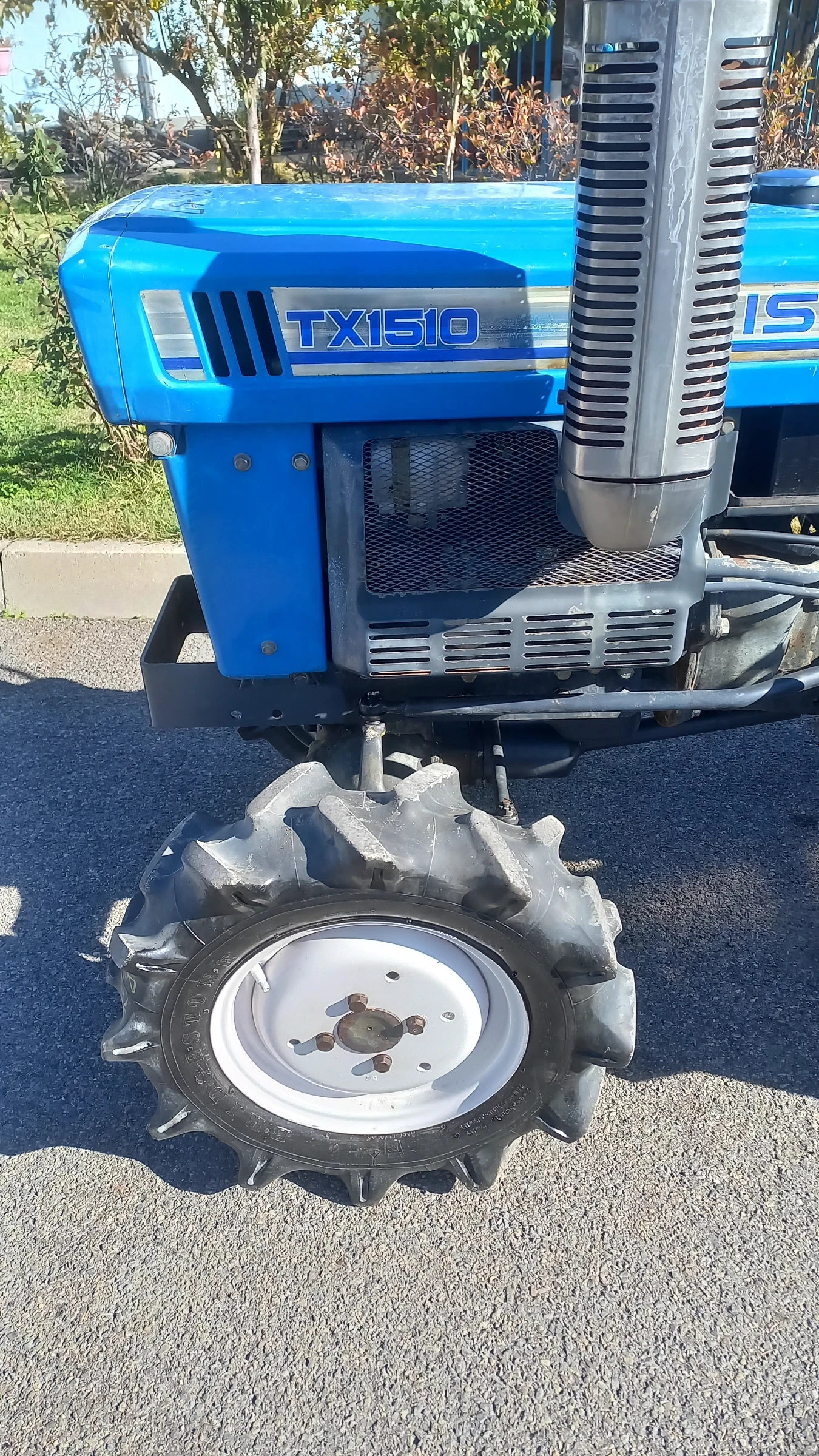 Трактор ISEKI TX1510 - изображение 7 | Auto.bg Трактор ISEKI TX1510 - изображение 7