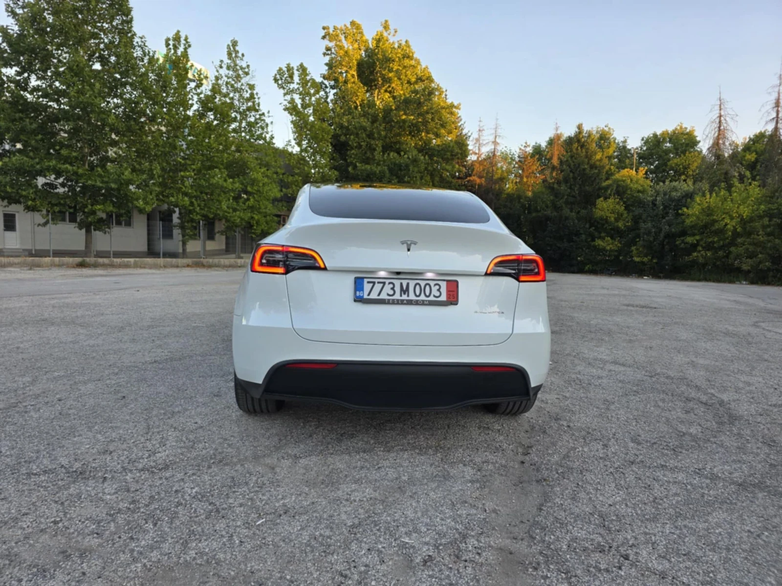 Tesla Model Y Tesla Model Y Long Range Dual Motor - изображение 5 | Auto.bg Tesla Model Y Tesla Model Y Long Range Dual Motor - изображение 5