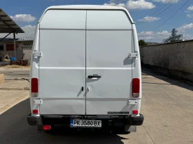 Mercedes-Benz 210 D | Auto.bg — изображение 8 Mercedes-Benz 210 D | Auto.bg — изображение 8