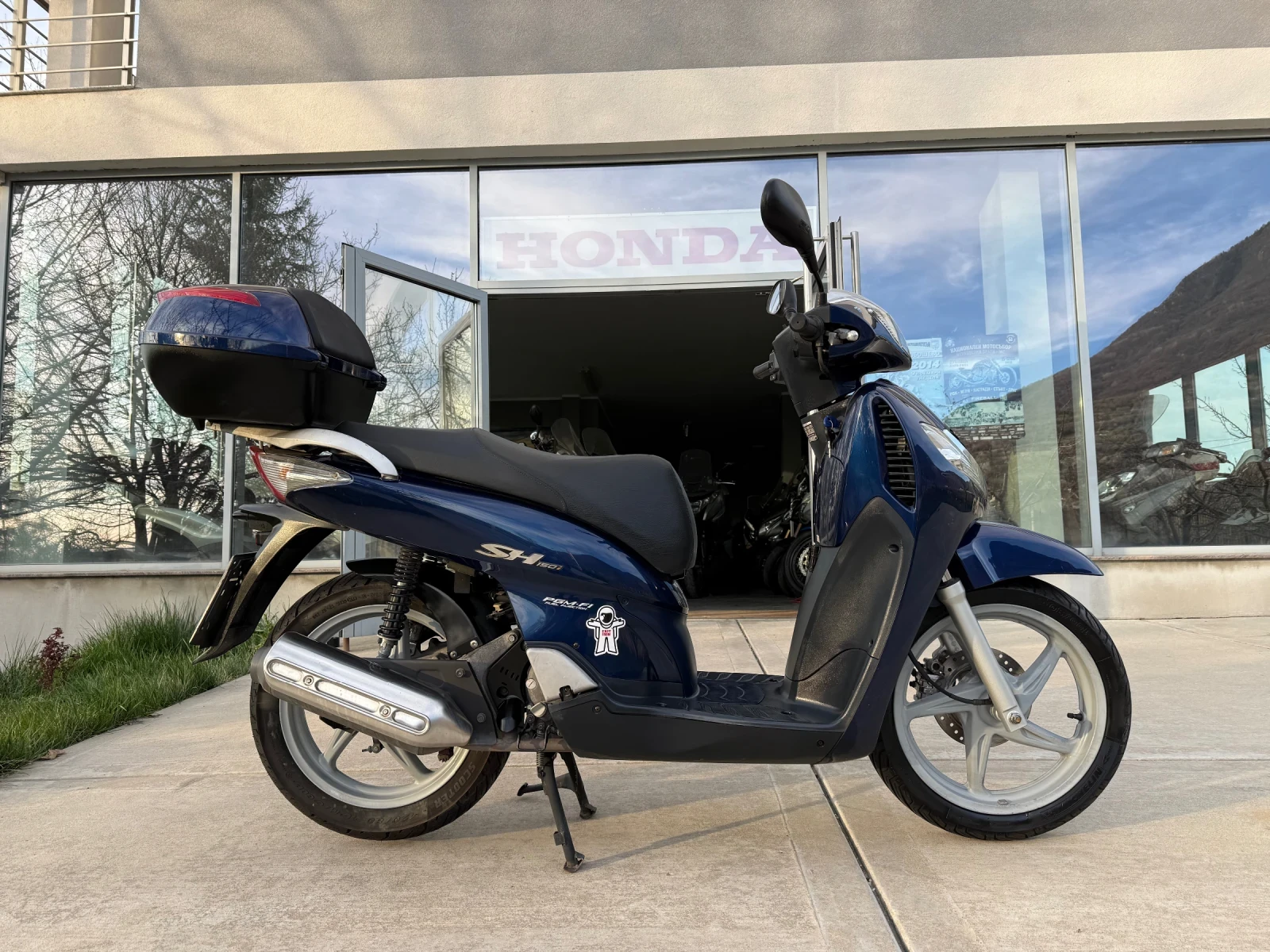 Honda Sh 150i | Auto.bg — изображение 1 Honda Sh 150i | Auto.bg — изображение 1
