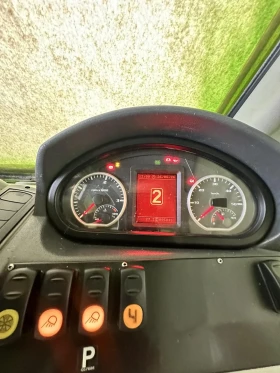 Телескопичен товарач Merlo P34.7 PLUS PANORAMIC | Auto.bg — изображение 17 Телескопичен товарач Merlo P34.7 PLUS PANORAMIC | Auto.bg — изображение 17