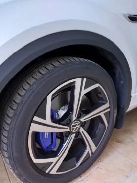 VW T-Roc R 4х4 | Auto.bg — изображение 2 VW T-Roc R 4х4 | Auto.bg — изображение 2