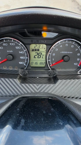 Suzuki Burgman 400i abs | Auto.bg — изображение 5 Suzuki Burgman 400i abs | Auto.bg — изображение 5