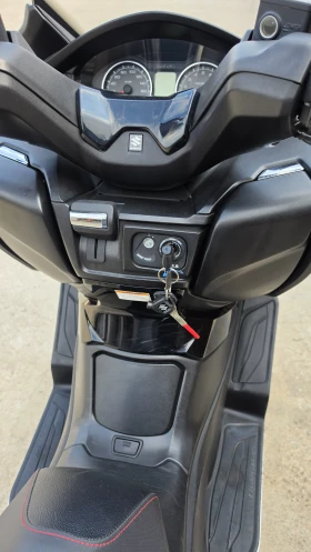Suzuki Burgman 400i abs | Auto.bg — изображение 6 Suzuki Burgman 400i abs | Auto.bg — изображение 6