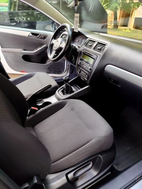 VW Jetta undefined | Auto.bg — изображение 9 VW Jetta undefined | Auto.bg — изображение 9