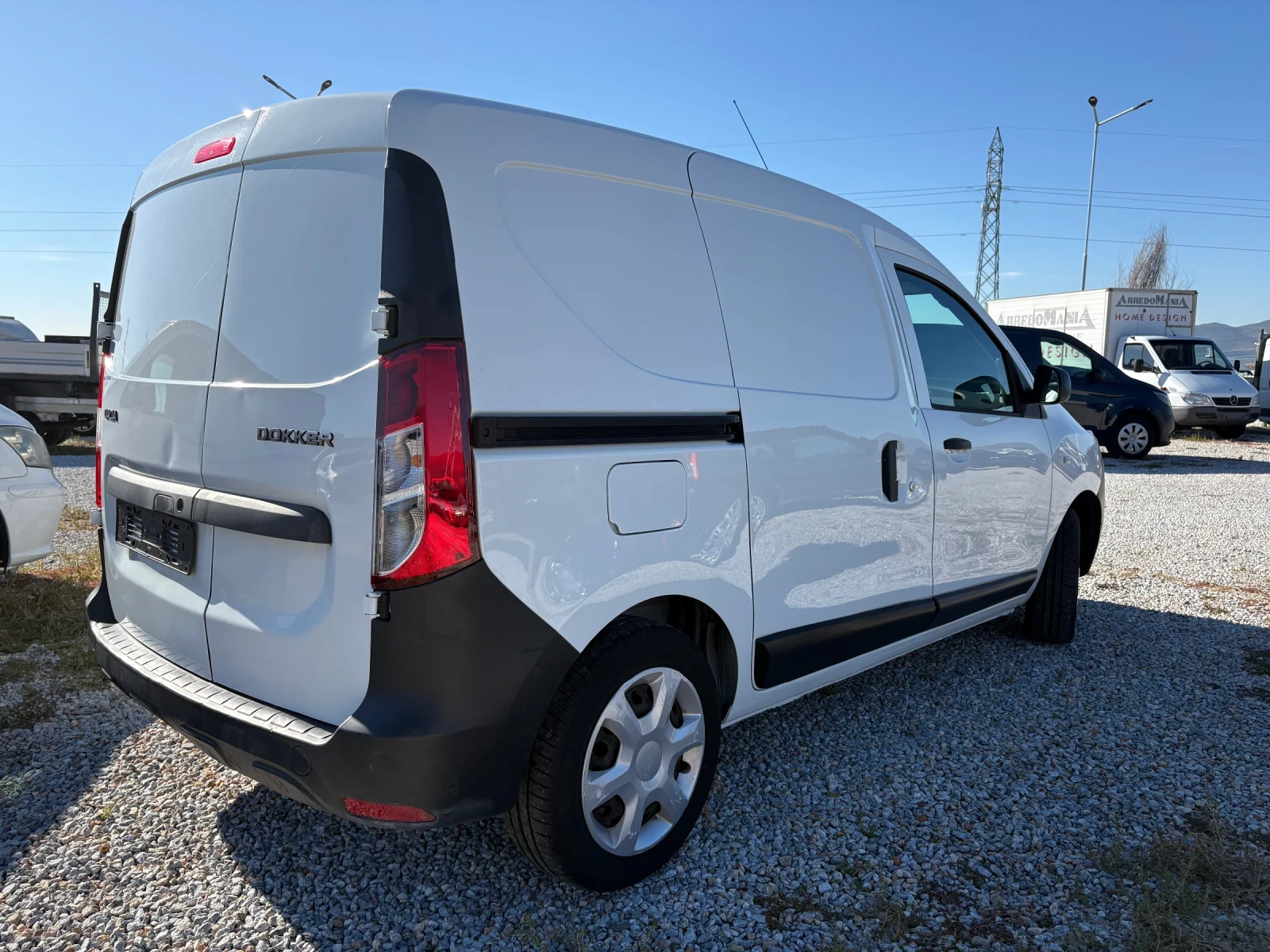 Dacia Dokker 1.6 ГАЗ-бензин - изображение 4 | Auto.bg Dacia Dokker 1.6 ГАЗ-бензин - изображение 4