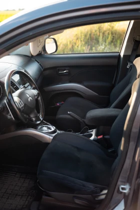 Mitsubishi Outlander 2.4 | Auto.bg — изображение 3 Mitsubishi Outlander 2.4 | Auto.bg — изображение 3