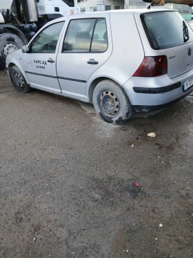 VW Golf