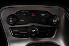 Dodge Challenger SXT* RWD* АвтоКредит* (ЦЕНА ДО БГ) - 56999 лв. / 29143.13 € - 44321800 11 | Car24.bg Dodge Challenger SXT* RWD* АвтоКредит* (ЦЕНА ДО БГ) - 56999 лв. / 29143.13 € - 44321800 11