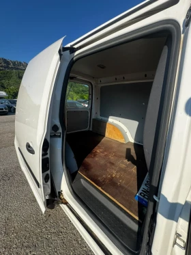 VW Caddy 2.0TDI, 140к.с., 4Х4, АВТОМАТ, КЛИМАТИК, АВТОПИЛОТ | Auto.bg — изображение 6 VW Caddy 2.0TDI, 140к.с., 4Х4, АВТОМАТ, КЛИМАТИК, АВТОПИЛОТ | Auto.bg — изображение 6