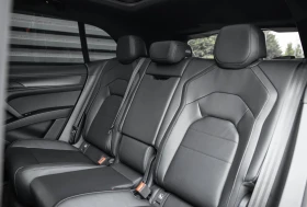 Porsche Cayenne TURBO ELECTRIC BOSE PANORAMA CARBON 360-CAM HEADUP | Auto.bg — изображение 15 Porsche Cayenne TURBO ELECTRIC BOSE PANORAMA CARBON 360-CAM HEADUP | Auto.bg — изображение 15