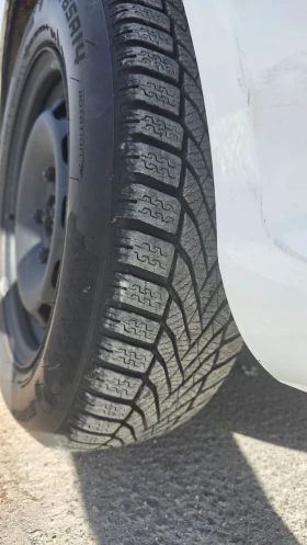 Ford Fiesta 1, 4 TDCI Климатик - 3500 лв. / 1789.52 € - 72717960 13 | Car24.bg Ford Fiesta 1, 4 TDCI Климатик - 3500 лв. / 1789.52 € - 72717960 13