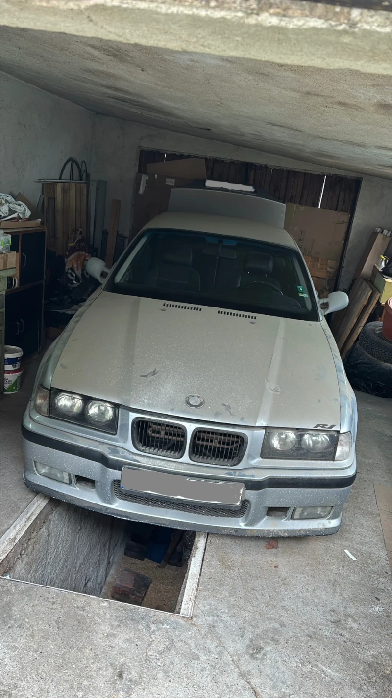 BMW 318 1.8IS - 5500 € / 10757.07 лв. - 97460514 1 | Car24.bg BMW 318 1.8IS - 5500 € / 10757.07 лв. - 97460514 1