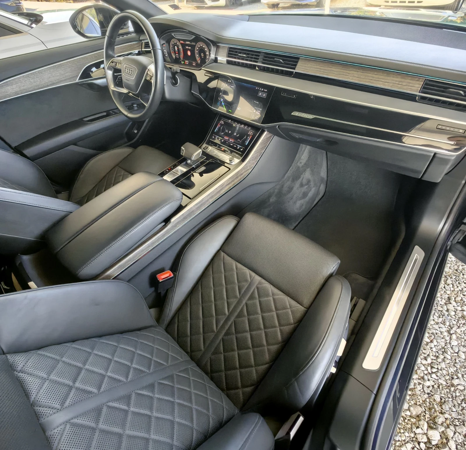 Audi A8 LONG/55TFSI/ГАРАНЦИЯ 5г/Matrix* B&O* HUD* МАСАЖИ*  - изображение 8 | Auto.bg Audi A8 LONG/55TFSI/ГАРАНЦИЯ 5г/Matrix* B&O* HUD* МАСАЖИ*  - изображение 8