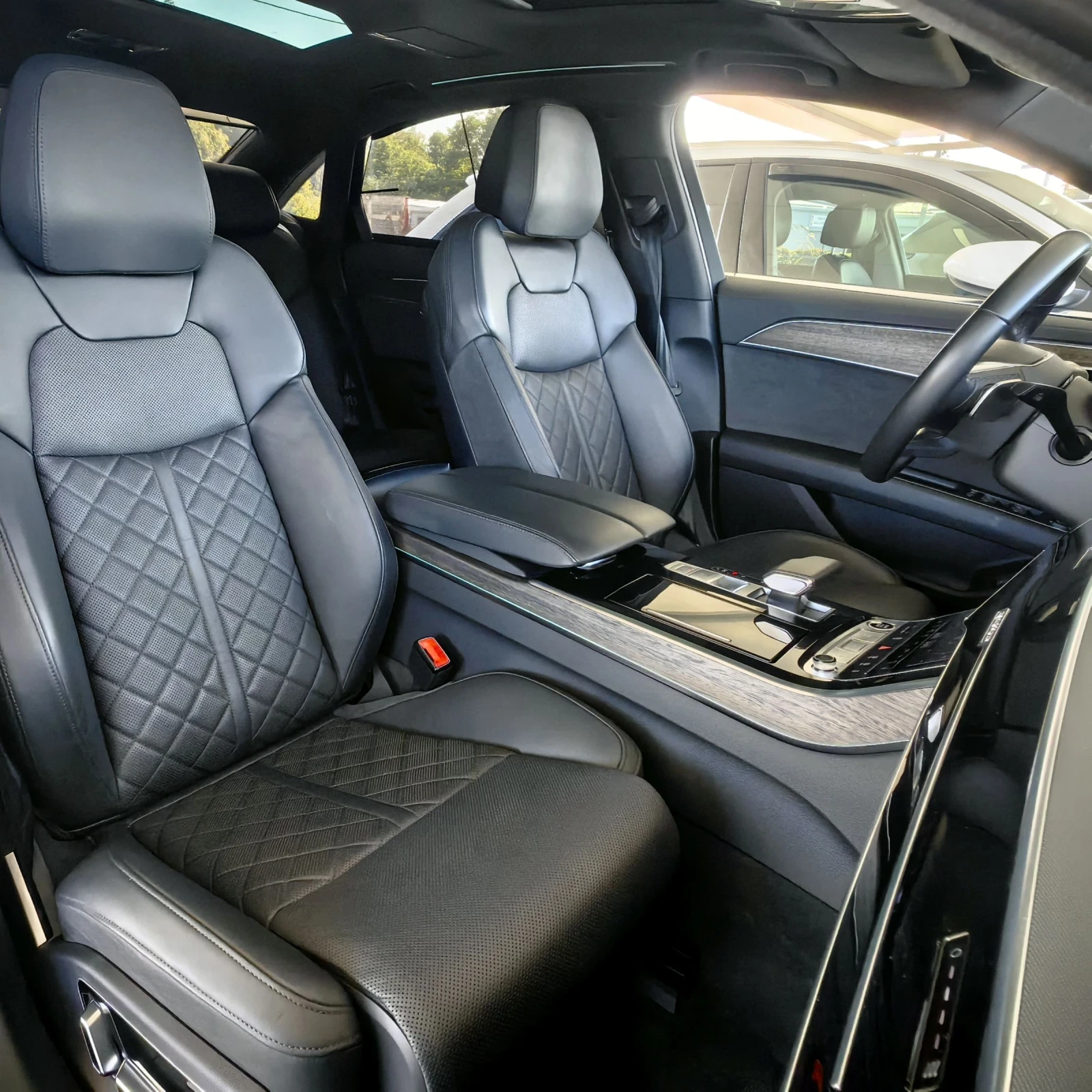 Audi A8 LONG/55TFSI/ГАРАНЦИЯ 5г/Matrix* B&O* HUD* МАСАЖИ*  - изображение 10 | Auto.bg Audi A8 LONG/55TFSI/ГАРАНЦИЯ 5г/Matrix* B&O* HUD* МАСАЖИ*  - изображение 10