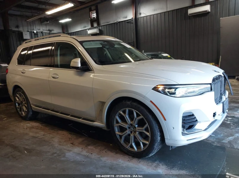 BMW X7 3l xDrive40I - 35500 € / 69431.96 лв. - 19434448 1 | Car24.bg BMW X7 3l xDrive40I - 35500 € / 69431.96 лв. - 19434448 1