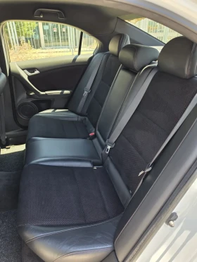 Honda Accord 2.4i-VTEC Type S, Lane Assist, Distronic+ | Auto.bg — изображение 13 Honda Accord 2.4i-VTEC Type S, Lane Assist, Distronic+ | Auto.bg — изображение 13