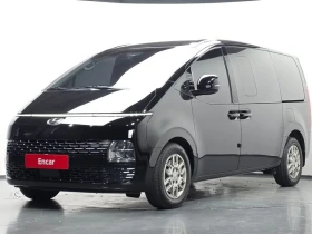 Hyundai Staria 5-Seater Modern