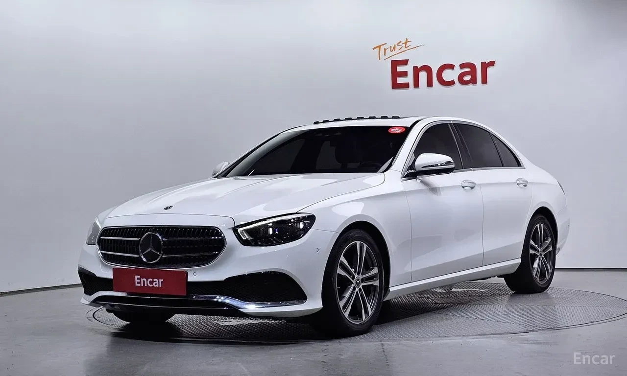 Mercedes-Benz E 350 4MATIC* BURMESTER* ОБДУХВАНЕ* LANE* ASSIST* 360КАМ | Auto.bg — изображение 1 Mercedes-Benz E 350 4MATIC* BURMESTER* ОБДУХВАНЕ* LANE* ASSIST* 360КАМ | Auto.bg — изображение 1