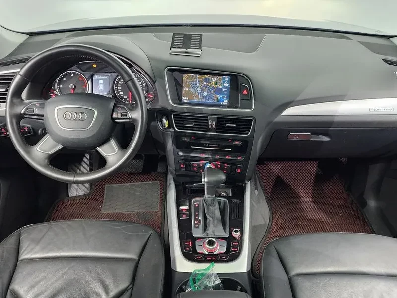 Audi Q5 2.0 TDI Quattro - изображение 7 | Auto.bg Audi Q5 2.0 TDI Quattro - изображение 7