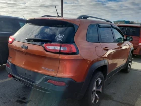 Jeep Cherokee * TRAILHAWK * CARFAX * БЕЗ ПЪРВОНАЧАЛНА ВНОСКА - 22000 лв. / 11248.42 € - 83030844 3 | Car24.bg Jeep Cherokee * TRAILHAWK * CARFAX * БЕЗ ПЪРВОНАЧАЛНА ВНОСКА - 22000 лв. / 11248.42 € - 83030844 3