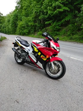 Honda Cbr Cbr 600 f3 | Auto.bg — изображение 5 Honda Cbr Cbr 600 f3 | Auto.bg — изображение 5