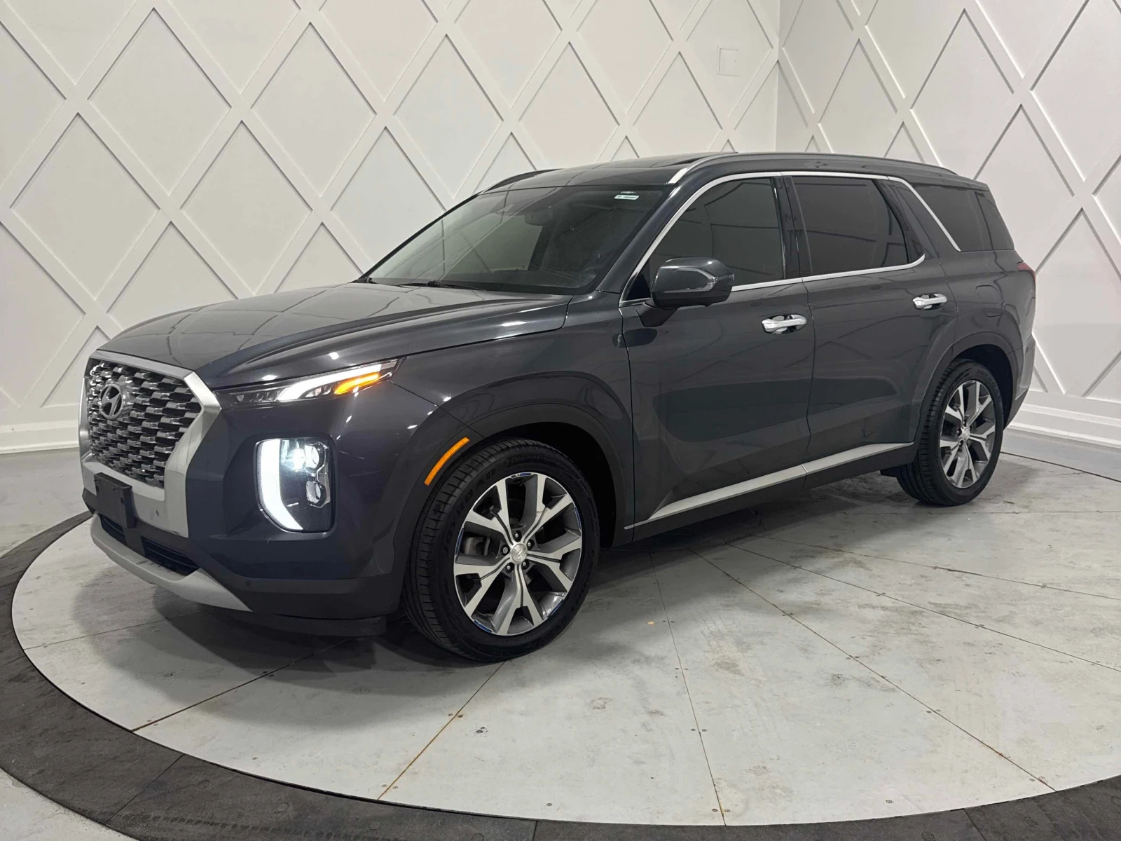 Hyundai Palisade * Luxury * CARFAX * ОПЦИЯ ЗА ФИНАНСИРАНЕ | Auto.bg — изображение 1 Hyundai Palisade * Luxury * CARFAX * ОПЦИЯ ЗА ФИНАНСИРАНЕ | Auto.bg — изображение 1