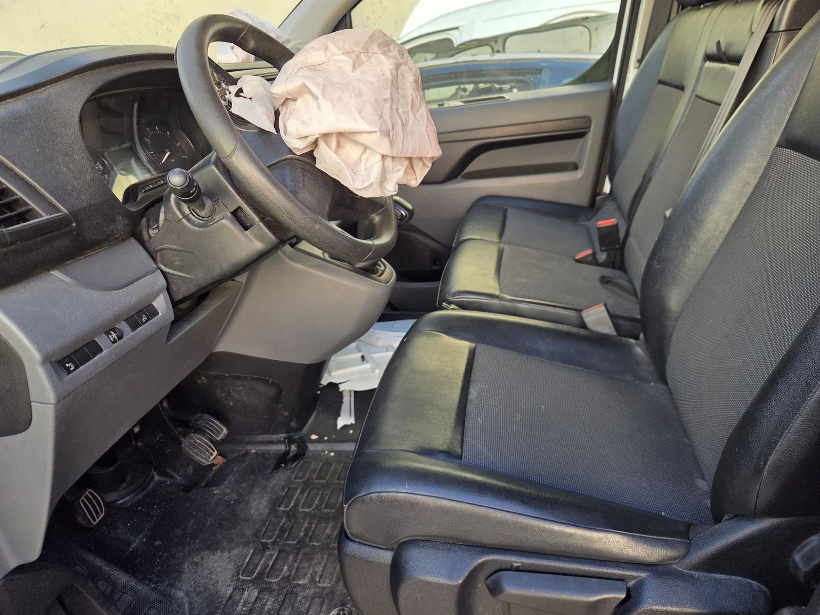 Citroen Jumpy 2.0HDI - изображение 8 | Auto.bg Citroen Jumpy 2.0HDI - изображение 8